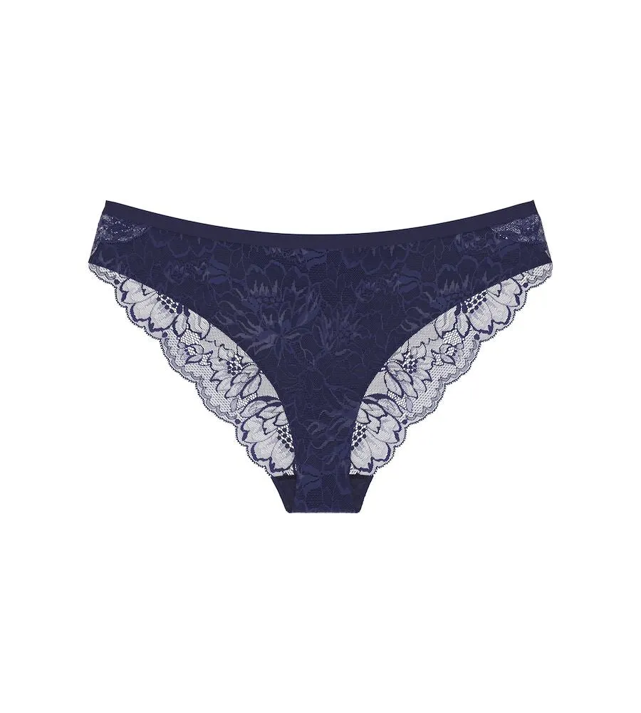 Amourette Charm T Brazilian01