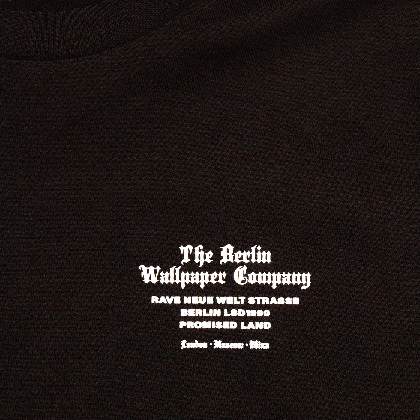 RNW Berlin Wallpaper Back Print - Tshirt - Black