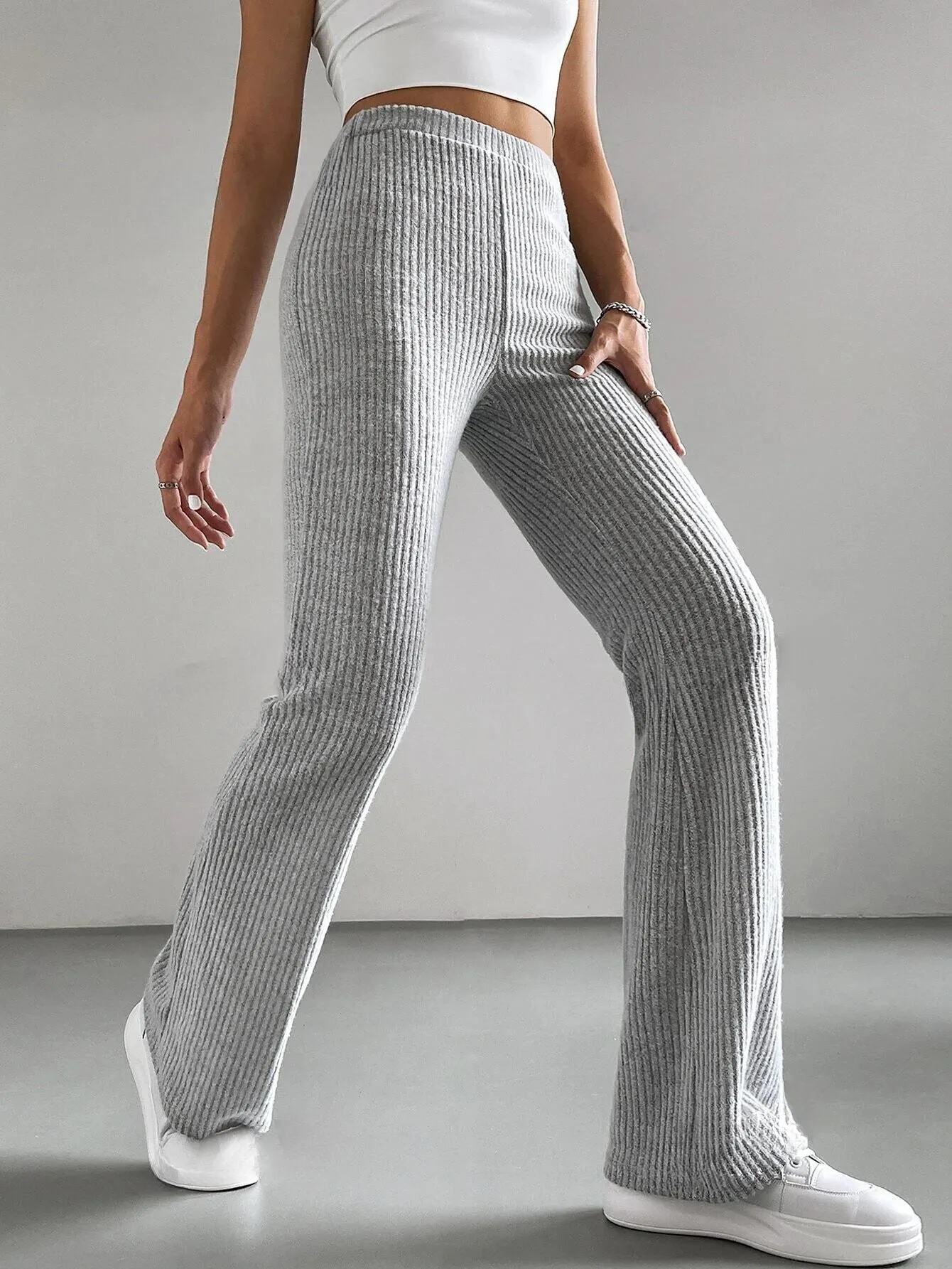 SOLID RIBBED FLARED-LEG PANT