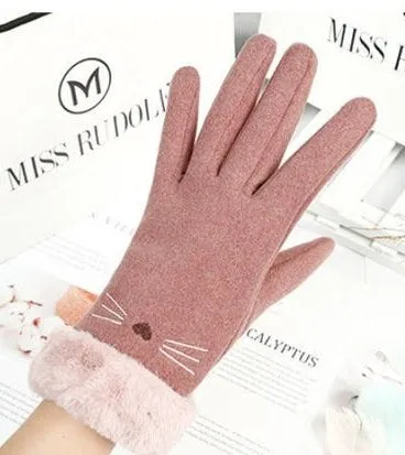 Winter Warmth in Style: Cat Lover's Touchscreen Cotton Gloves for Women